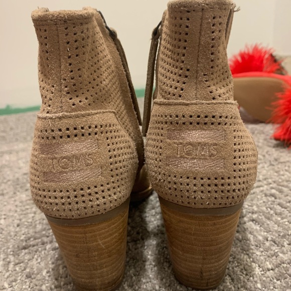 Tan Toms heels - Picture 4 of 6